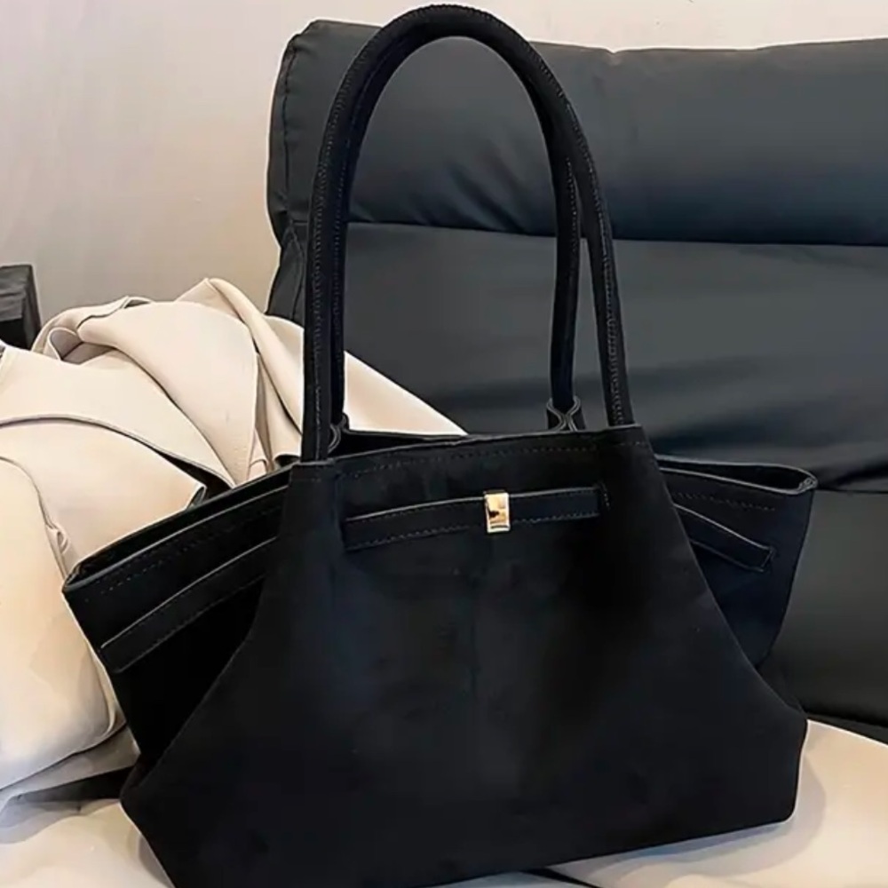 Emmie Satchel